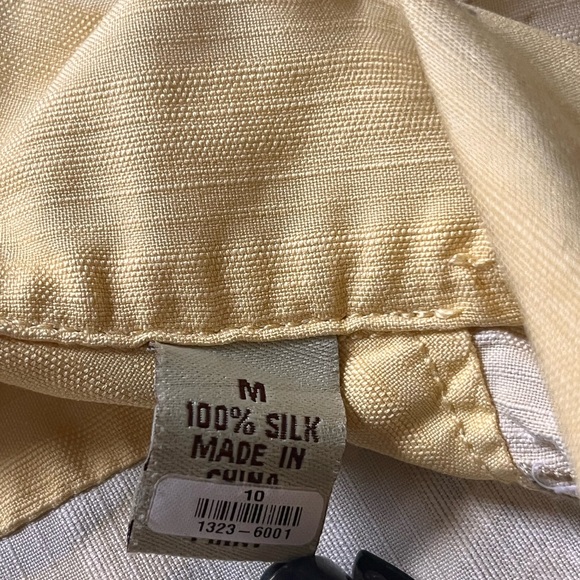 Tommy Bahama 100% Silk Embroidered Tropical Leaf Shirt - Picture 13 of 13